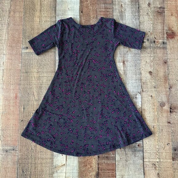 Lularoe Girls Mae Dress Size 6 Black/Pink Geometric Print Polyester/Spandex - Picture 6 of 6